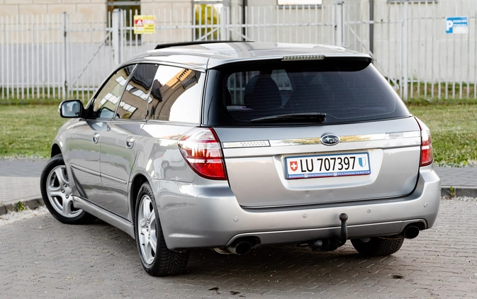 Subaru Legacy cena 24900 przebieg: 188000, rok produkcji 2008 z Radom małe 667